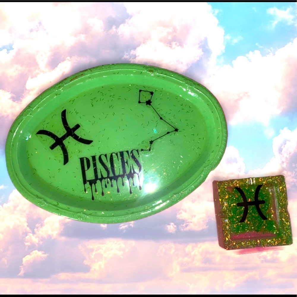 Trinket/rolling tray!